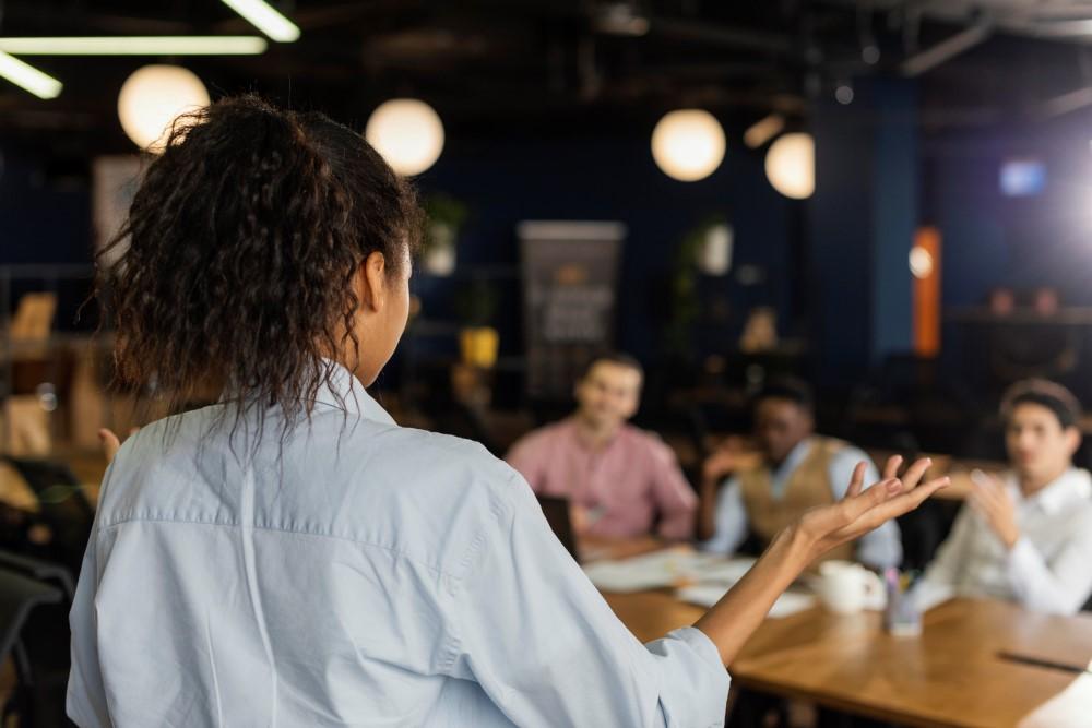 7 Tips Dan Trik Public Speaking Supaya Kamu Lebih Mahir