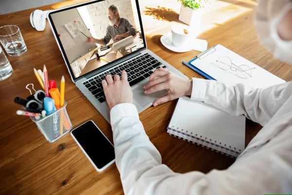 FitAcademy: Rekomendasi Aplikasi Belajar Online